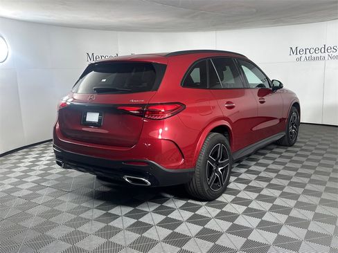 Certified 2025 Mercedes-Benz GLC 300 4MATIC image 7