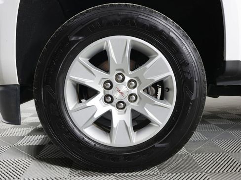 Used 2017 GMC Canyon SLE w/ SLE Convenience Package image 9