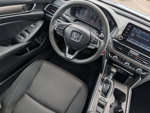 Used 2022 Honda Accord LX image 9