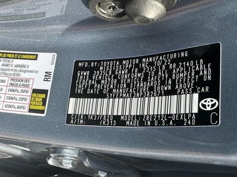 Certified 2022 Toyota Corolla LE FWD image 28