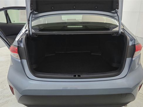 Used 2024 Toyota Corolla LE image 28