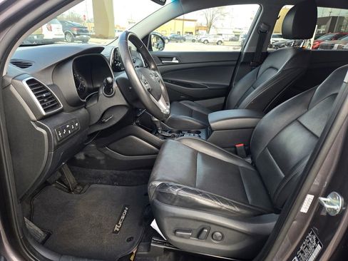 Used 2021 Hyundai Tucson Limited image 32