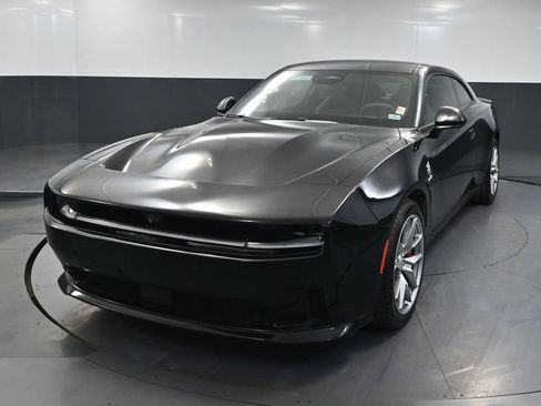 Used 2024 Dodge Charger Daytona Scat Pack w/ Plus Group AWD/4WD image 13