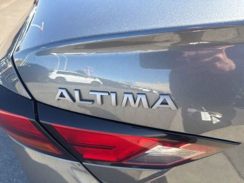 Used 2024 Nissan Altima 2.5 SR image 29