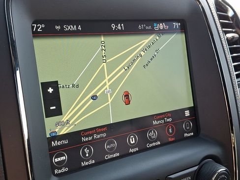 Used 2019 Dodge Durango R/T w/ Technology Group AWD/4WD image 3