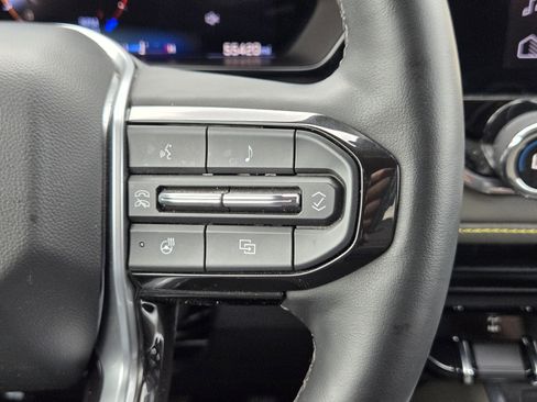 Used 2023 Chevrolet Colorado ZR2 w/ ZR2 Convenience Package III AWD/4WD image 27