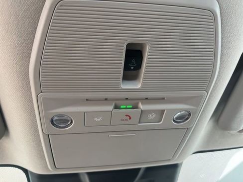 New 2026 Nissan Sentra SR w/ SR Premium Package FWD image 21