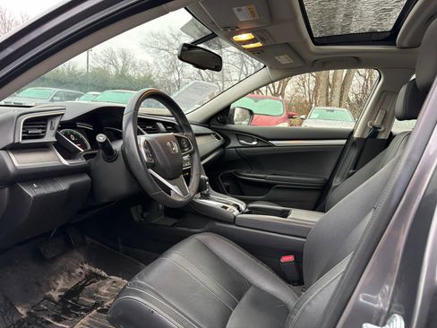 Used 2018 Honda Civic EX-L image 5