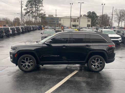 Certified 2023 Jeep Grand Cherokee Limited image 8