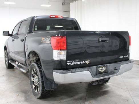 Used 2012 Toyota Tundra 4x4 CrewMax image 7