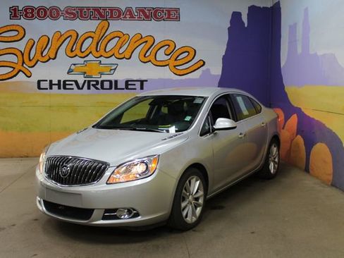 Used 2014 Buick Verano Leather FWD image 2