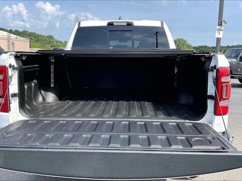 Used 2021 RAM 1500 Limited AWD/4WD image 9