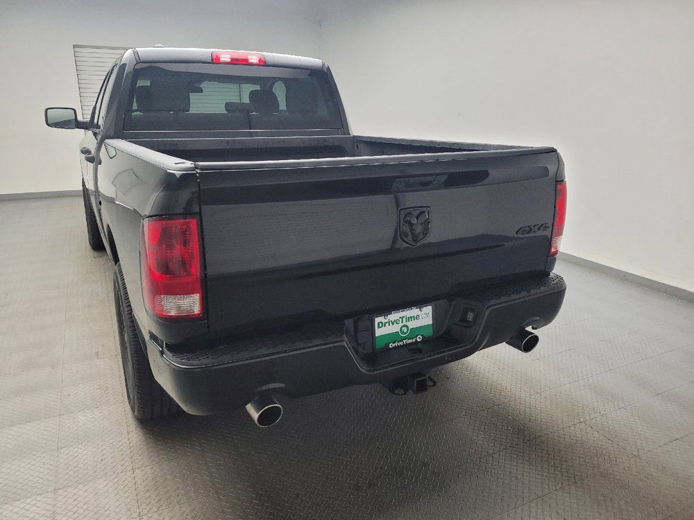 Used 2017 RAM 1500 Express w/ Black Ram 1500 Express Group AWD/4WD image 6
