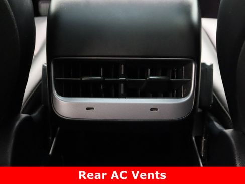 Used 2024 Tesla Model Y Long Range image 28