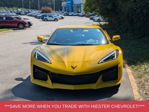 Used 2025 Chevrolet Corvette Z06 w/ Stealth Interior Trim Package RWD image 6