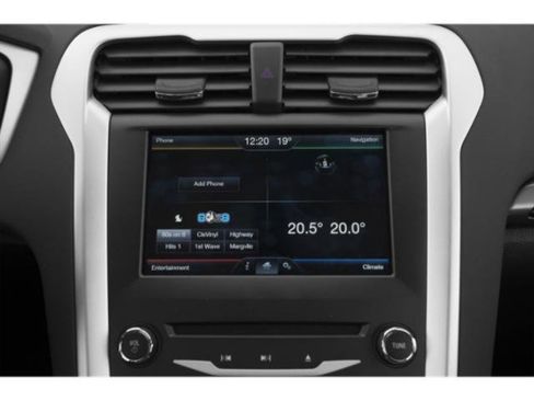 Used 2015 Ford Fusion SE image 21