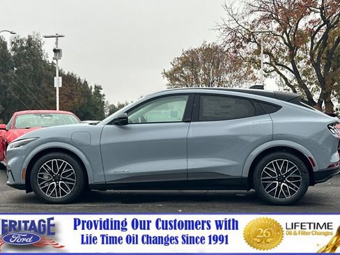 New 2025 Ford Mustang Mach-E Premium image 7