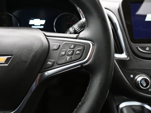 Used 2024 Chevrolet Malibu LT FWD image 23