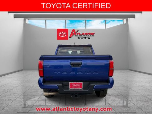 Certified 2024 Toyota Tacoma TRD Off-Road AWD/4WD image 7