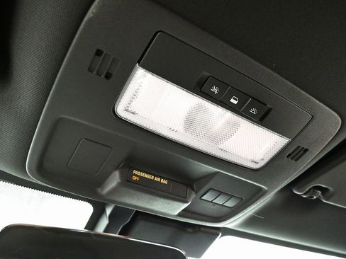 Used 2015 Chevrolet Camaro ZL1 image 30