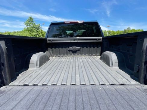 Used 2022 Chevrolet Silverado 1500 LT w/ Protection Package AWD/4WD image 20