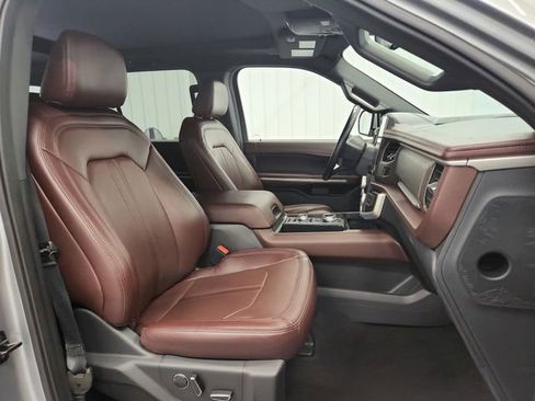 Used 2023 Ford Expedition Max Limited image 34