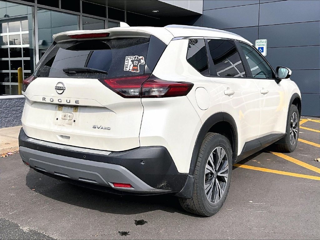 Used 2023 Nissan Rogue SV w/ SV Premium B Package AWD/4WD image 4