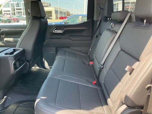 New 2026 GMC Sierra 1500 SLT w/ SLT Premium Plus Package AWD/4WD image 16