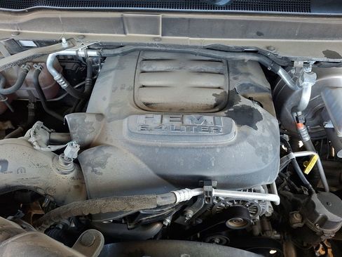 Used 2024 RAM 2500 Big Horn image 28