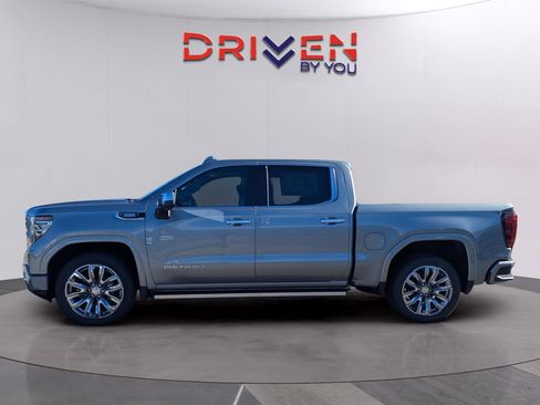 New 2026 GMC Sierra 1500 Denali w/ Denali Reserve Package AWD/4WD image 2