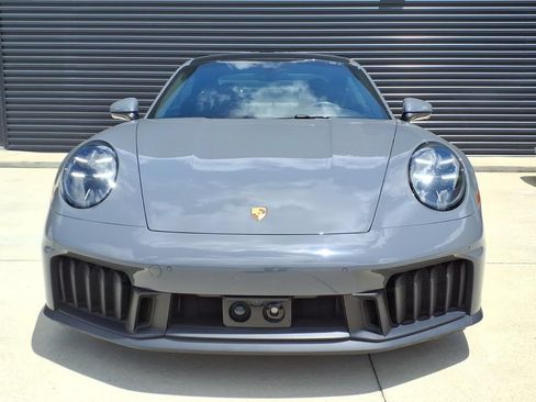 Certified 2025 Porsche 911 Carrera GTS RWD image 9