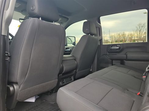 Used 2020 Chevrolet Silverado 2500 Custom w/ Custom Value Package image 13