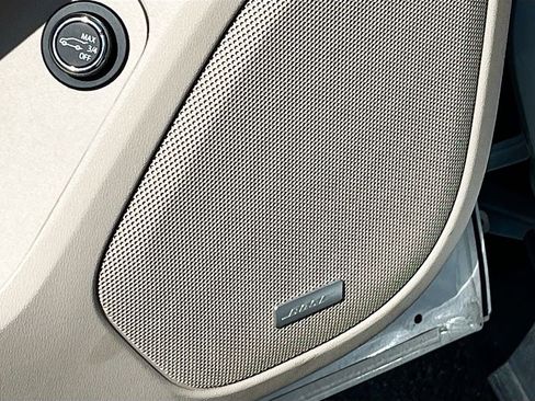 Used 2019 GMC Acadia Denali w/ Technology Package image 19