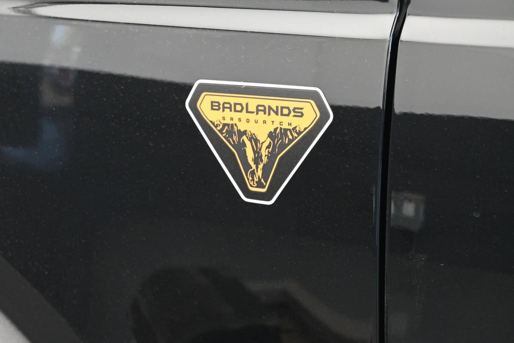 New 2026 Ford Bronco Badlands w/ Sasquatch Package AWD/4WD image 12