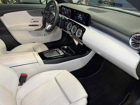 Used 2025 Mercedes-Benz CLA 250 CLA 250 image 11
