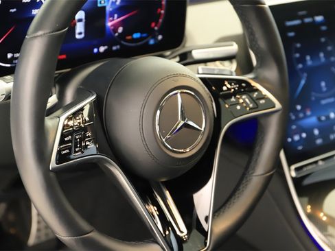 Used 2022 Mercedes-Benz S 580 4MATIC Sedan image 16