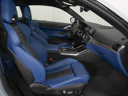 Used 2021 BMW M4 Coupe w/ M Carbon Exterior Package image 28