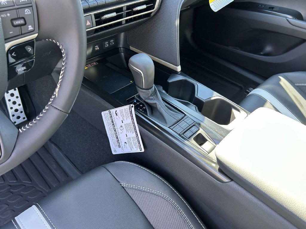 New 2027 Toyota Camry SE FWD image 18