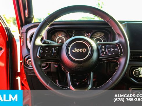 Used 2025 Jeep Wrangler Unlimited Sport AWD/4WD image 22