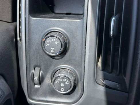Used 2014 Chevrolet Silverado 1500 LTZ AWD/4WD image 29