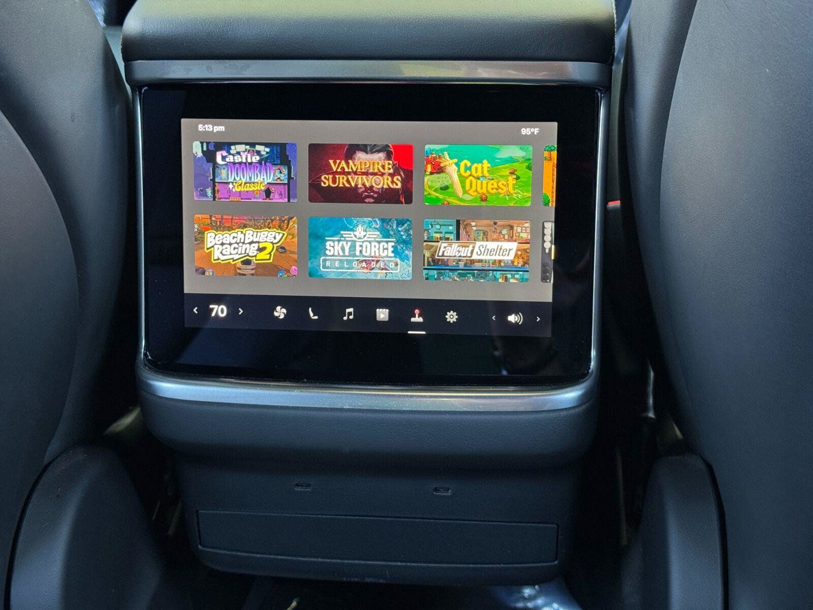 Used 2023 Tesla Model X AWD/4WD image 38