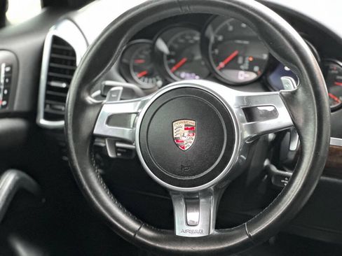 Used 2012 Porsche Cayenne AWD/4WD image 9