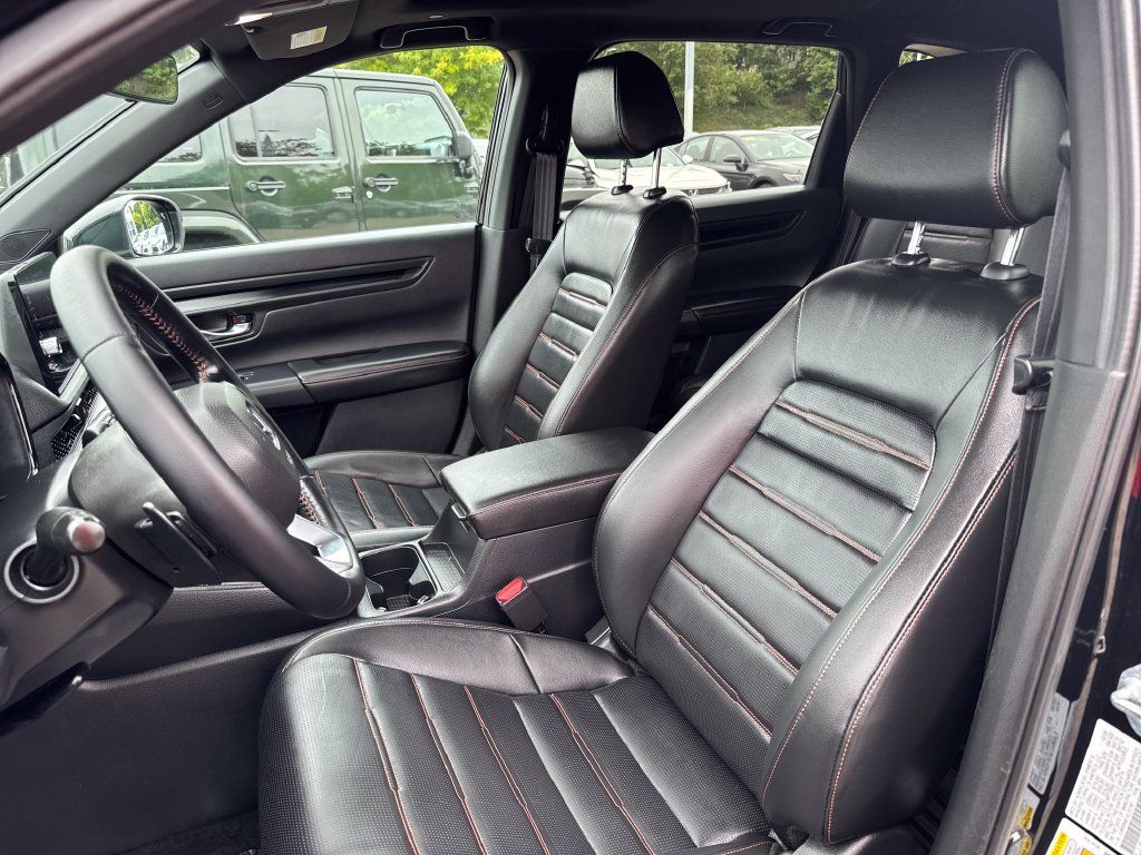 Used 2025 Honda CR-V Sport-L image 16