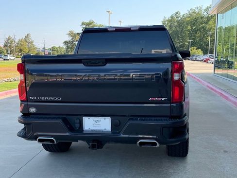 Used 2023 Chevrolet Silverado 1500 RST w/ Z71 Off-Road Package AWD/4WD image 3