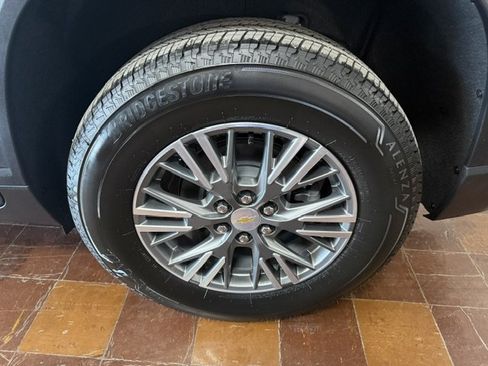 New 2026 Chevrolet Traverse LT w/ LPO, Floor Liner Package FWD image 7