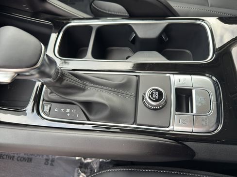 New 2025 Kia Telluride S image 14