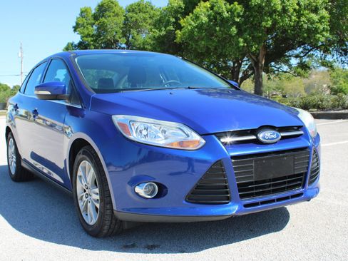 Used 2012 Ford Focus SEL image 25