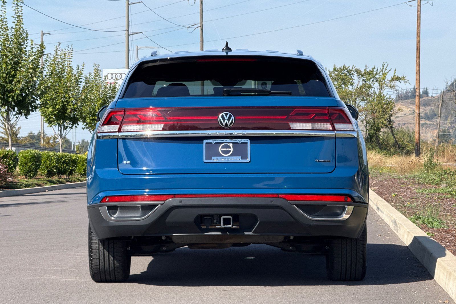 Used 2026 Volkswagen Atlas Cross Sport SE AWD/4WD image 4