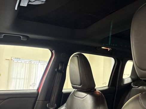 Used 2020 Jeep Renegade Altitude FWD image 16