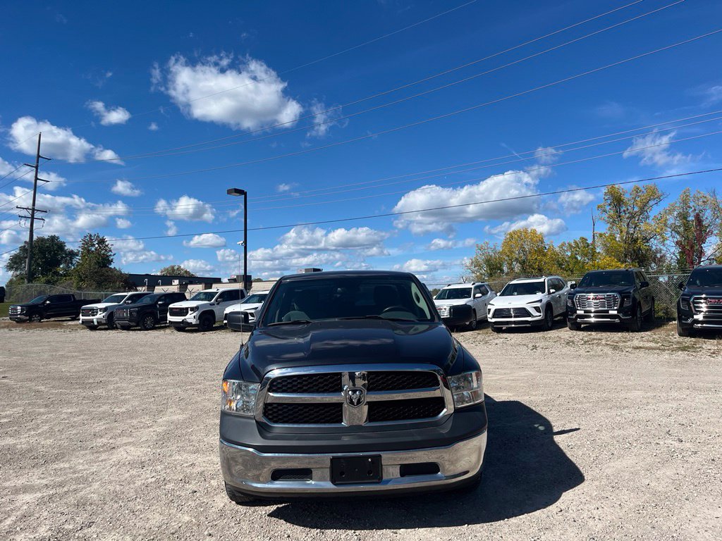 Used 2018 RAM 1500 ST w/ SXT Appearance Group AWD/4WD image 4